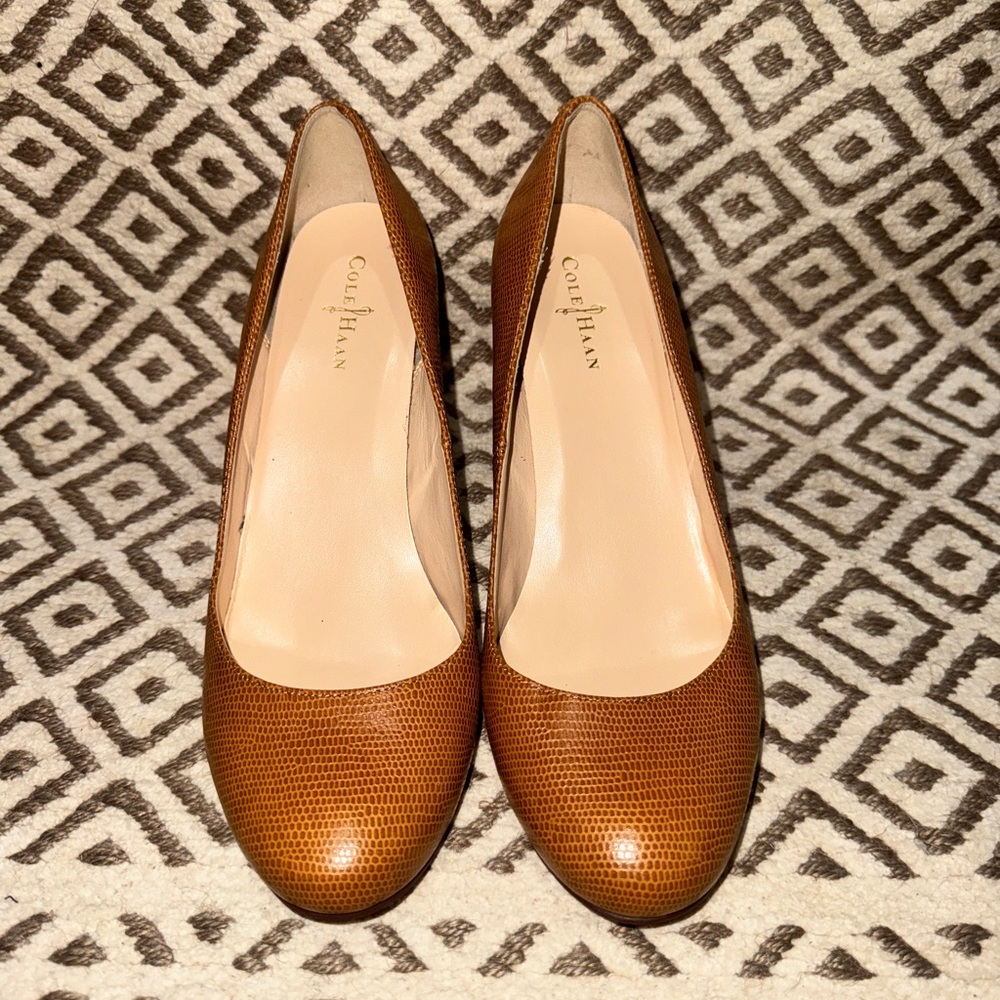 Cole Haan Women's Tan Textured Heels